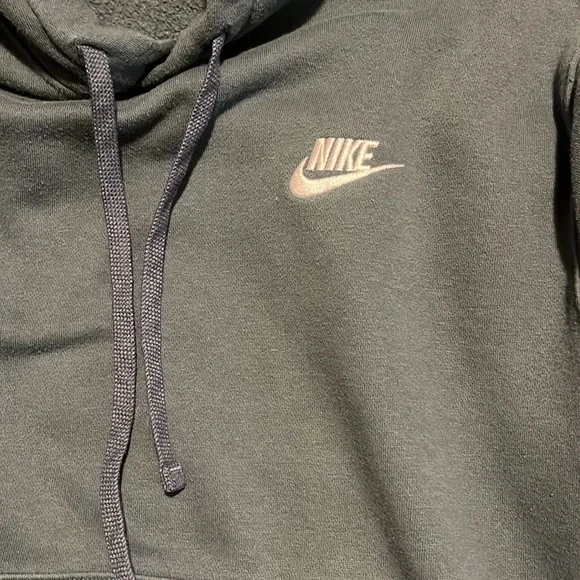 Nike Sweatshirt - Picture 4 of 6